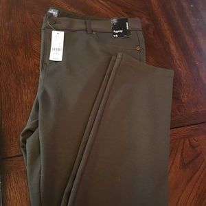 New with tags. Olive green leggings. NY&C. Size 16